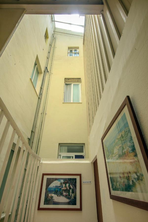 فندق برشلونةفي  هوستال بوكوريا المظهر الخارجي الصورة